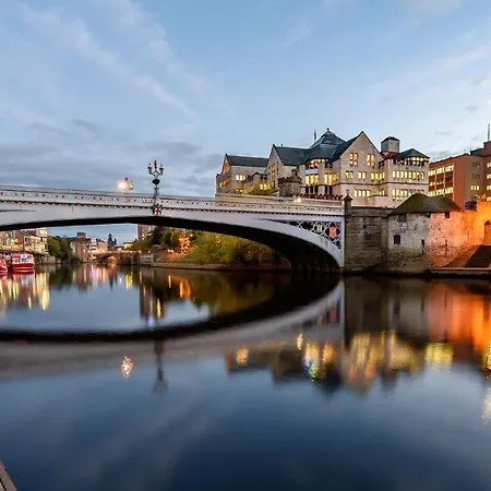 The Clifford Gathering - Sleeps Up To 10 * York