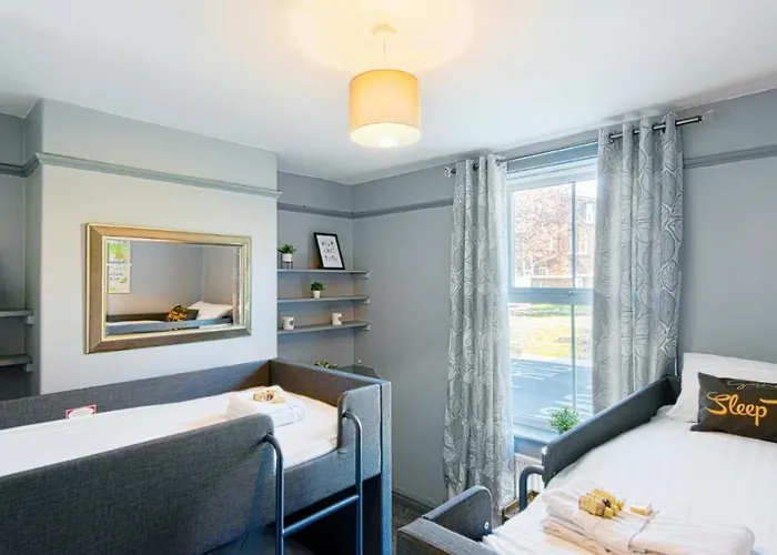 The Clifford Gathering - Sleeps Up To 10 Appartamento York