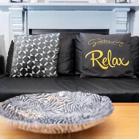 The Clifford Gathering - Sleeps Up To 10 York