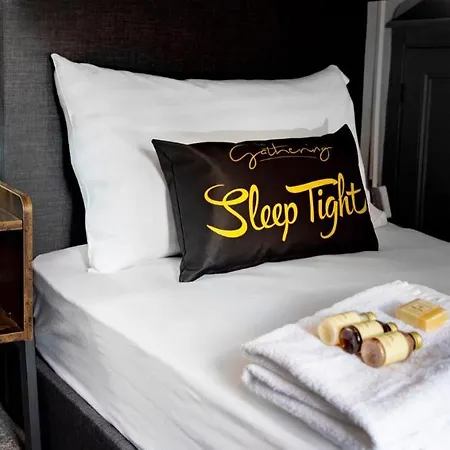 The Clifford Gathering - Sleeps Up To 10 Appartement *