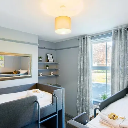 The Clifford Gathering - Sleeps Up To 10 Appartement York