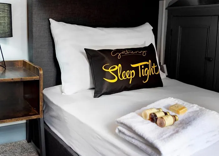 The Clifford Gathering - Sleeps Up To 10 Appartement *